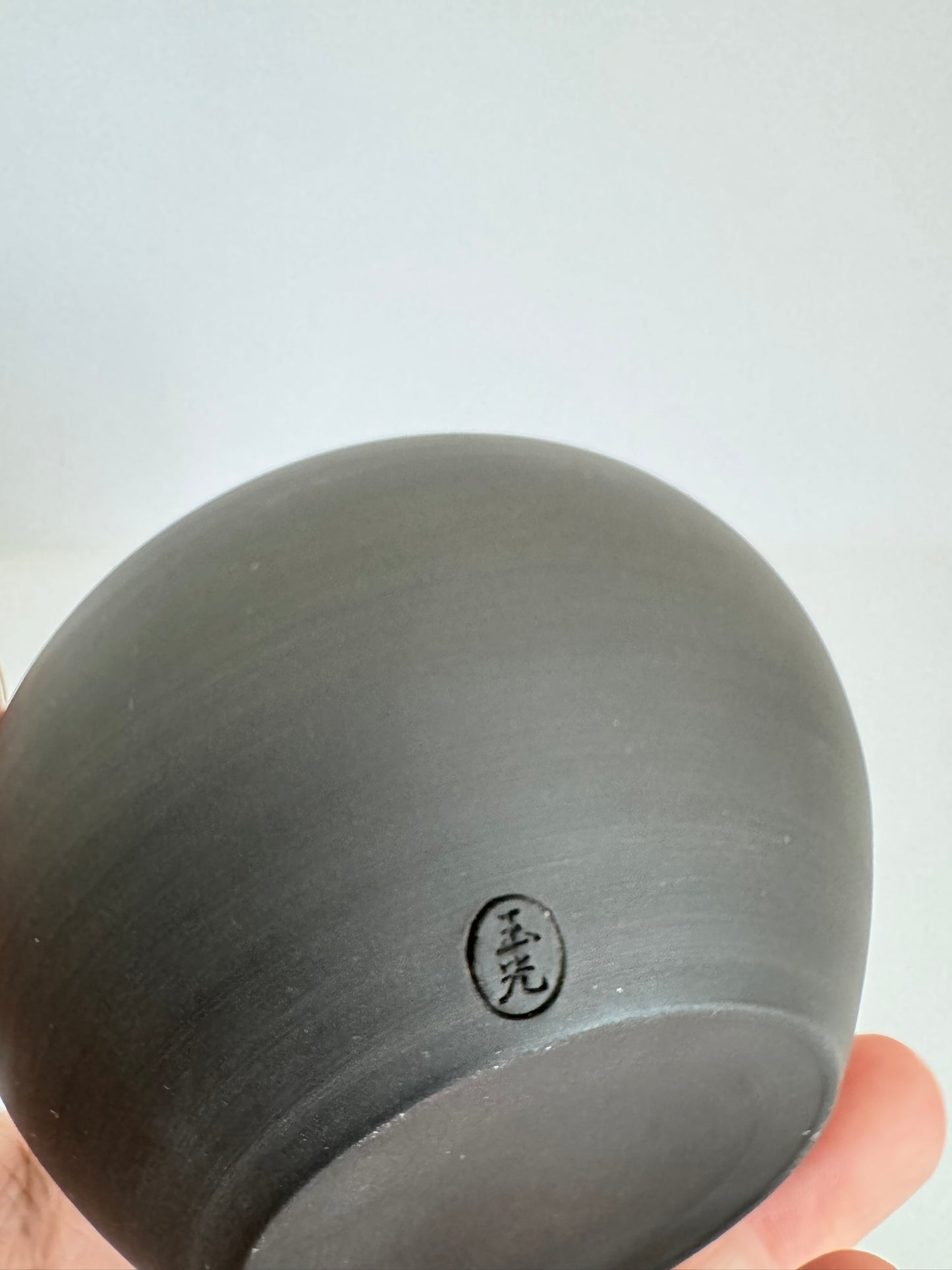 Tea cup Black round shape