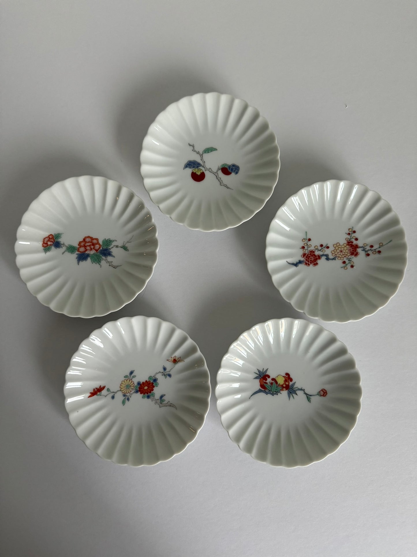 Flower-shaped small plate - chrysanthemum(Kiku)
