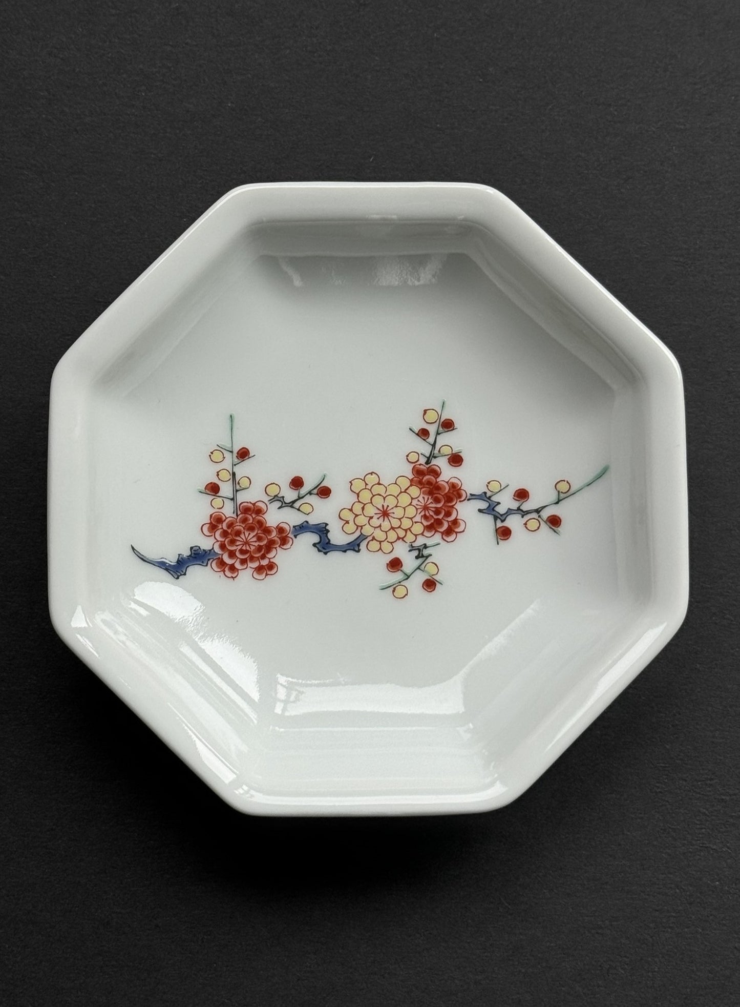 Octagonal small plate - Plum blossom(Ume)